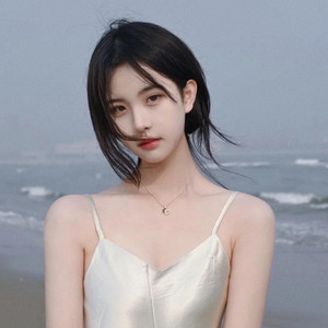 男生操女生的小骚逼视频
